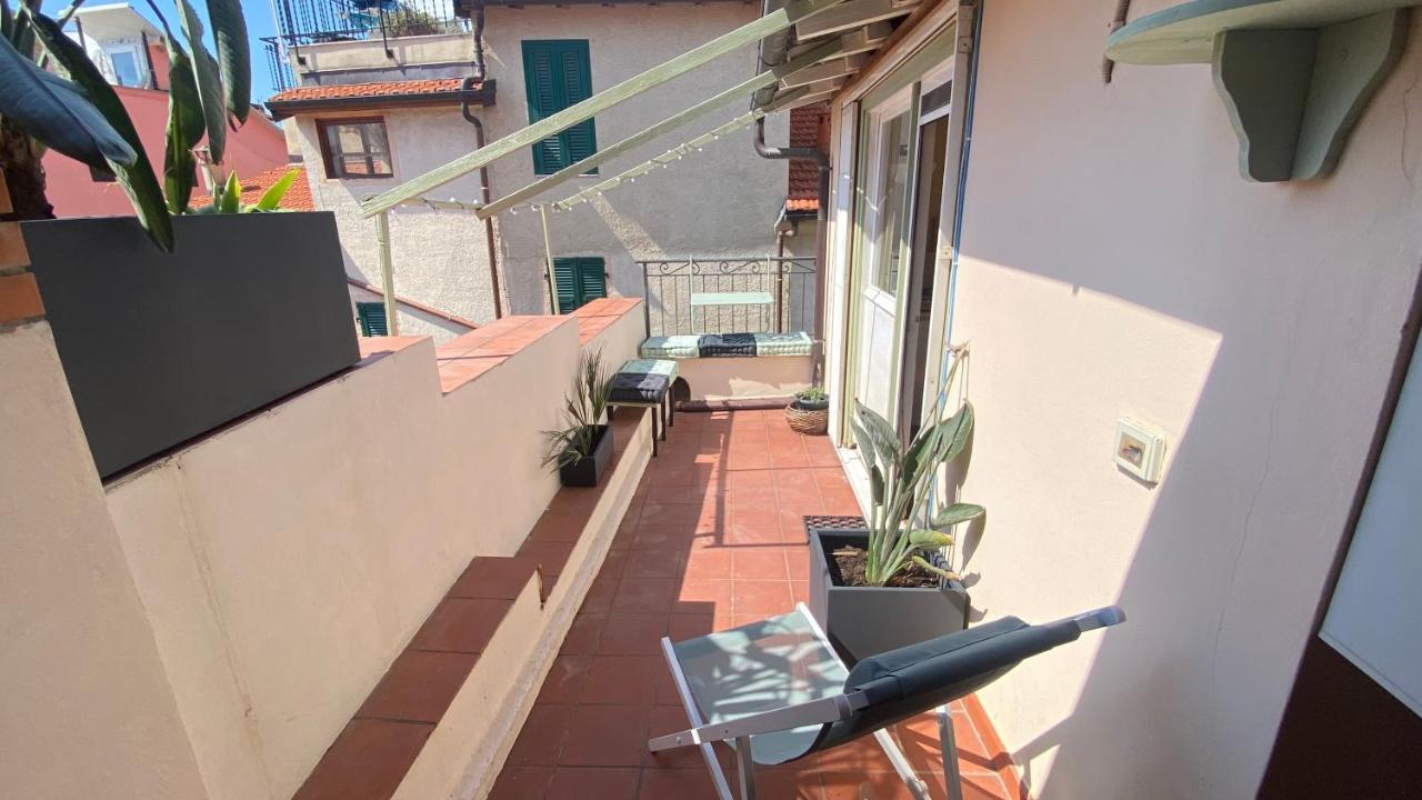 I Tetti Di Via Corradi Villa Sanremo Bagian luar foto