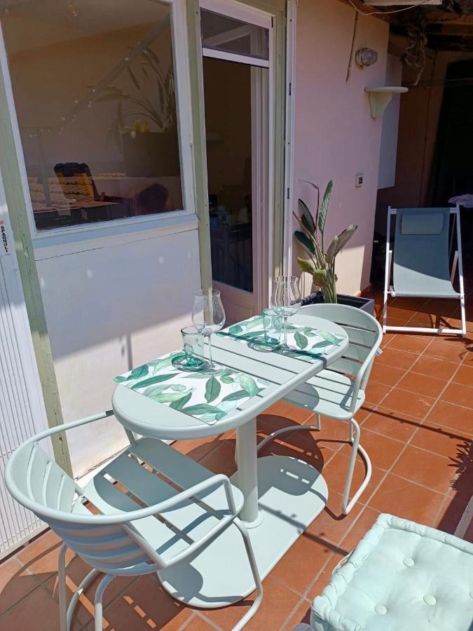 I Tetti Di Via Corradi Villa Sanremo Bagian luar foto