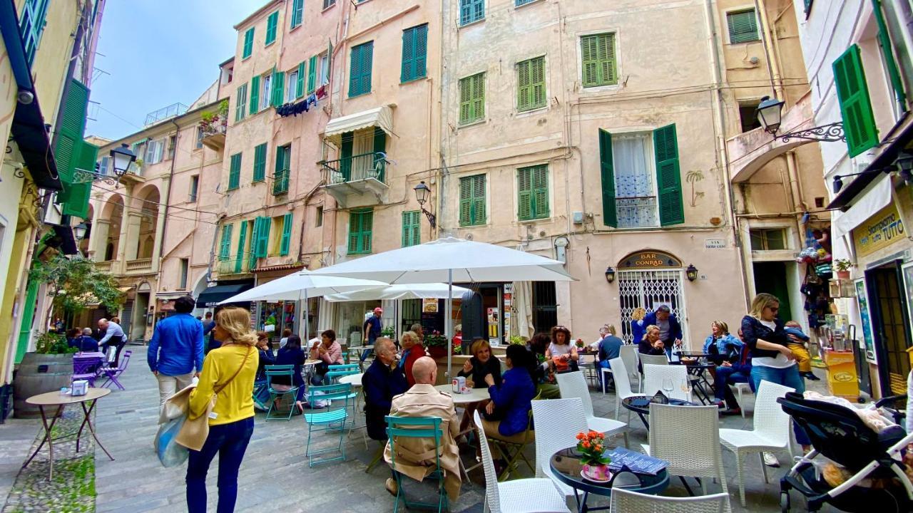 I Tetti Di Via Corradi Villa Sanremo Bagian luar foto
